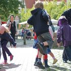 Stadtfest und Straßenkunst beleben die City