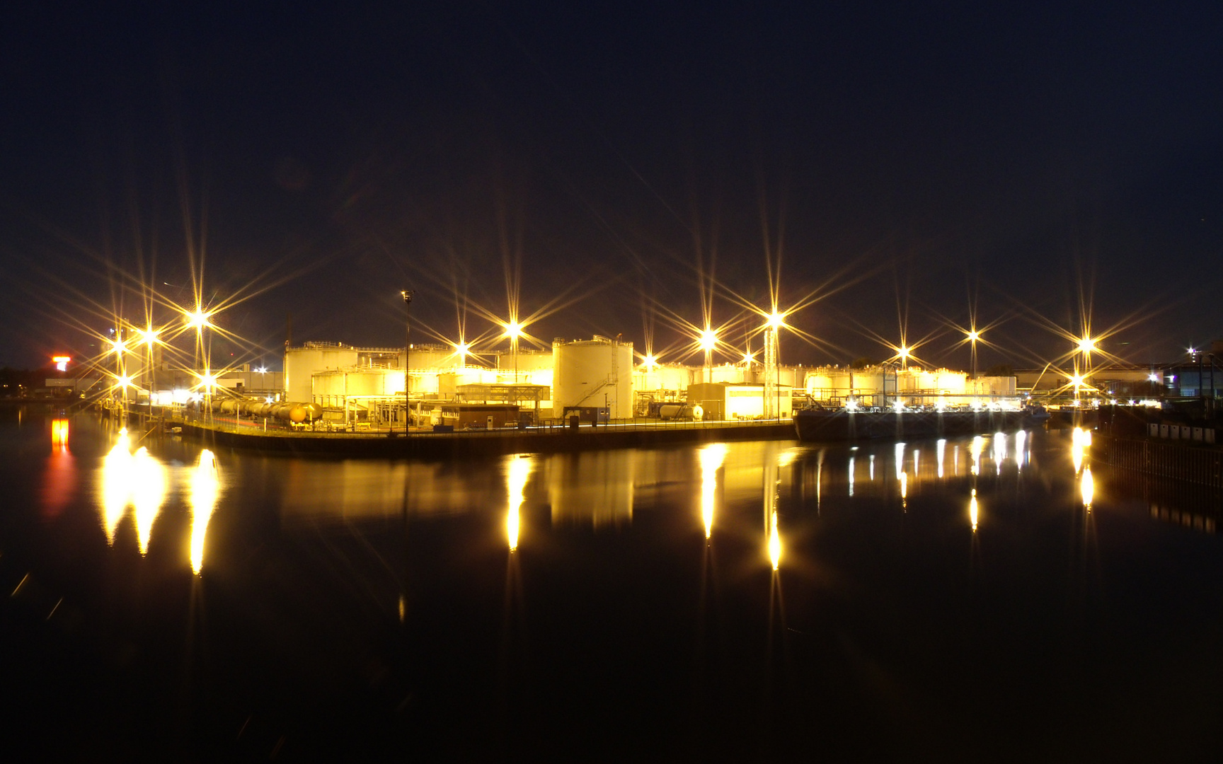 Stadthafen Gelsenkirchen bei Nacht
