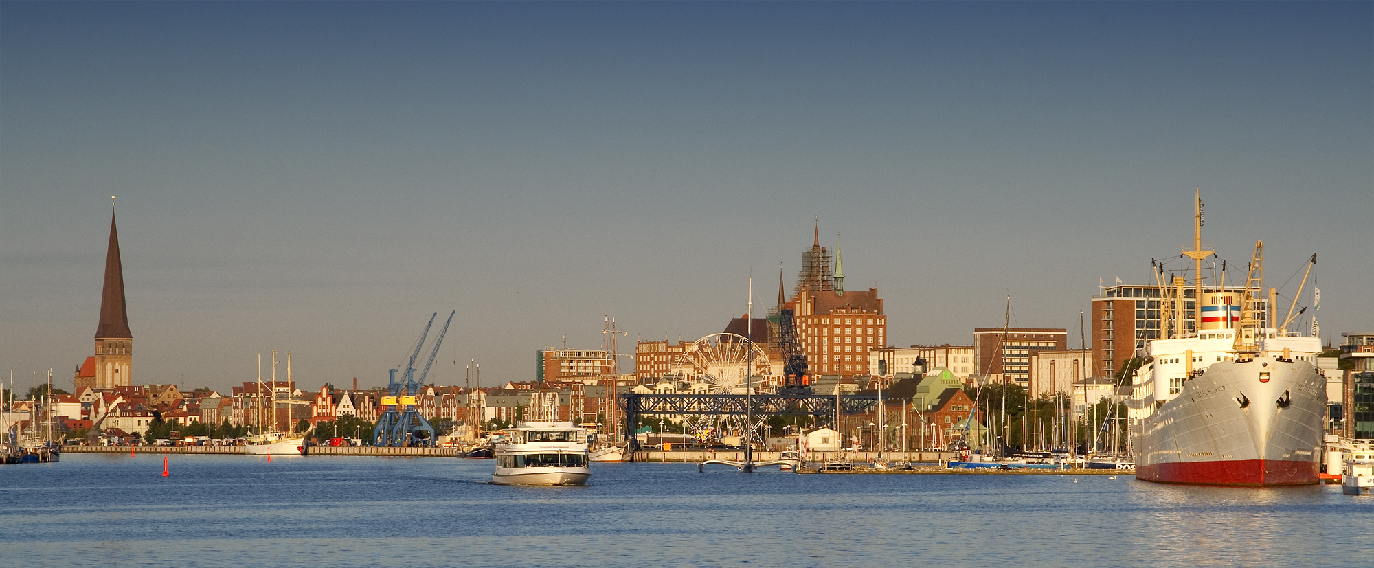Stadthafen Rostock Foto & Bild architektur, stadtlandschaft, skylines