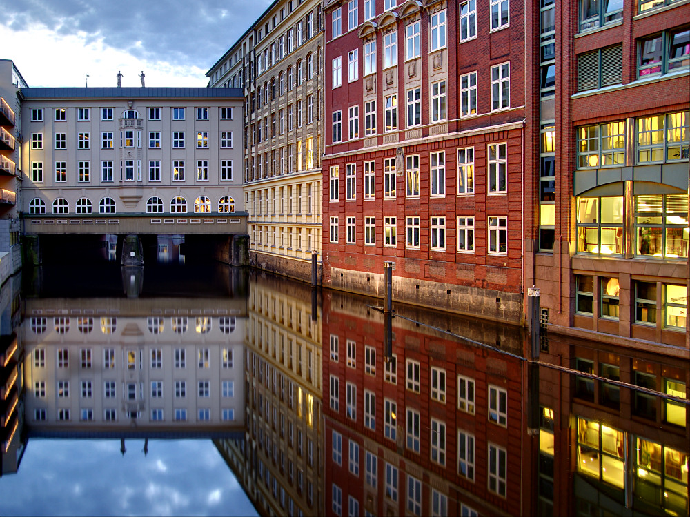 Stadthausbrücke & Bleichenfleet