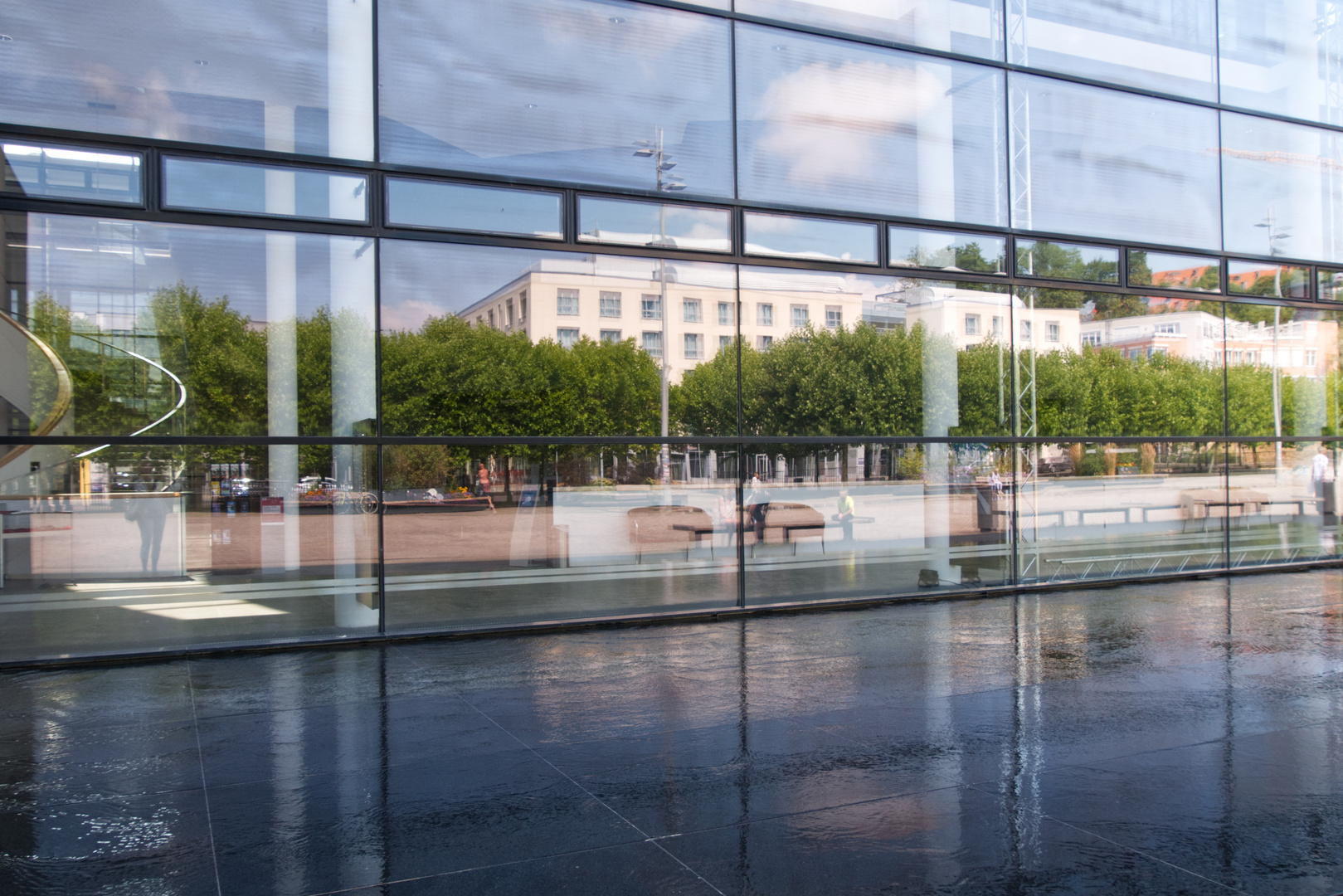 Stadtlandschaft im Spiegel