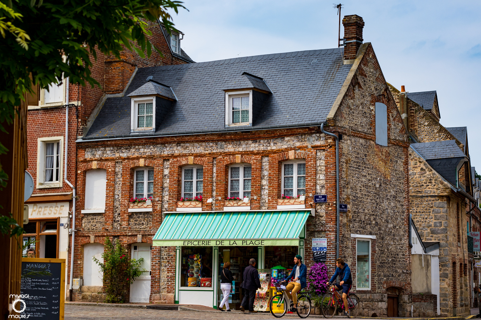 Stadtleben Veules-les-Roses, Normandie, Frankreich