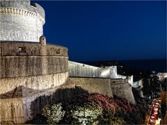 STADTMAUER BY NIGHT