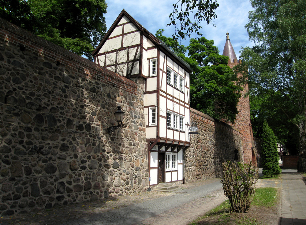 Stadtmauer mit Wiekhaus