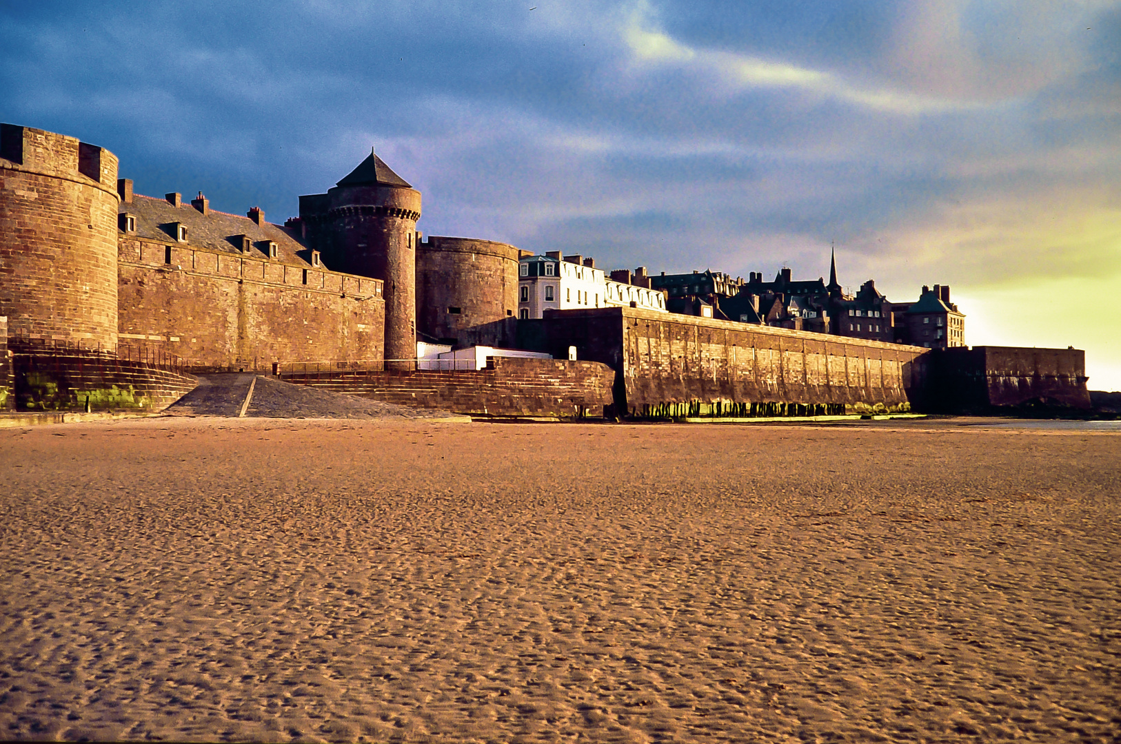 Stadtmauer v. Saint Malo.           ..120_1682