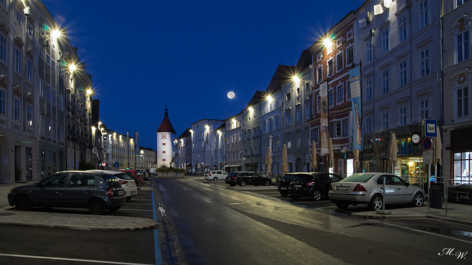 Stadtplatz Wels mit Vollmond