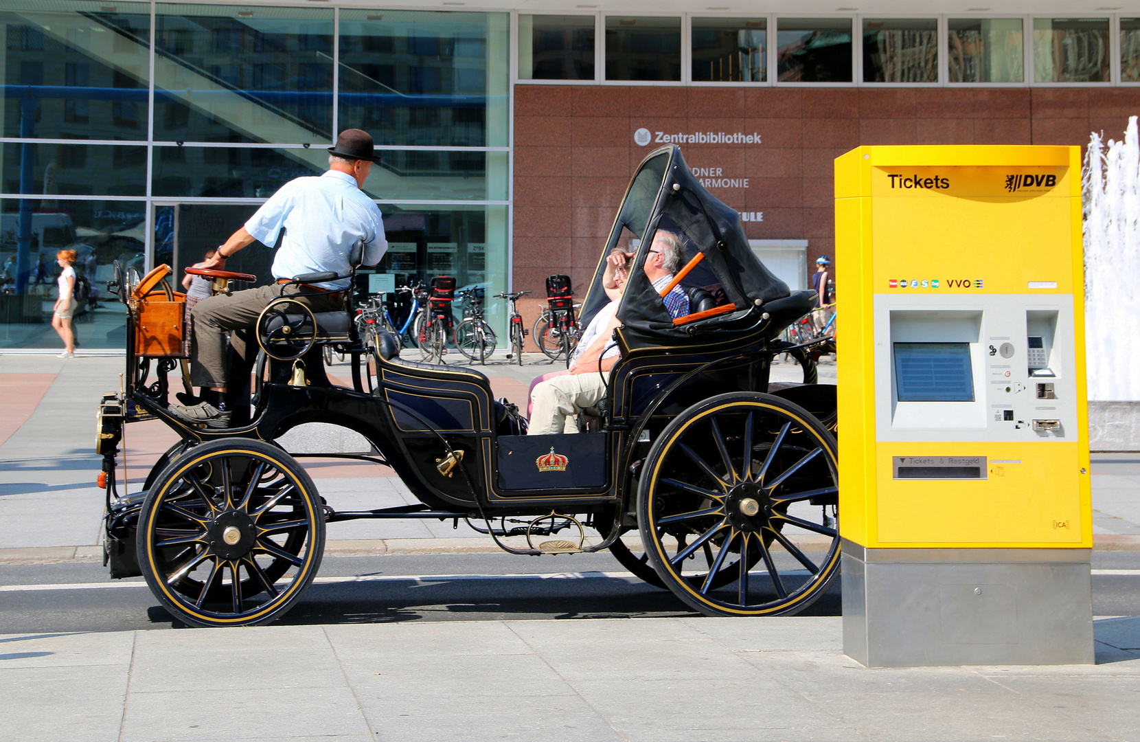 Stadtrundfahrt nostalgisch.