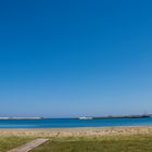 Stadtstrand im Mittagslicht