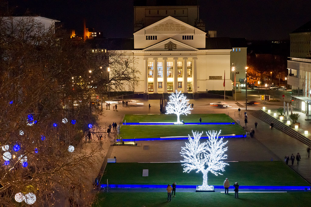 Stadttheater Duisburg zur Weihnachtszeit