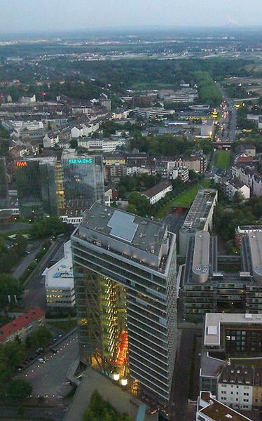 Stadttor Düsseldorf