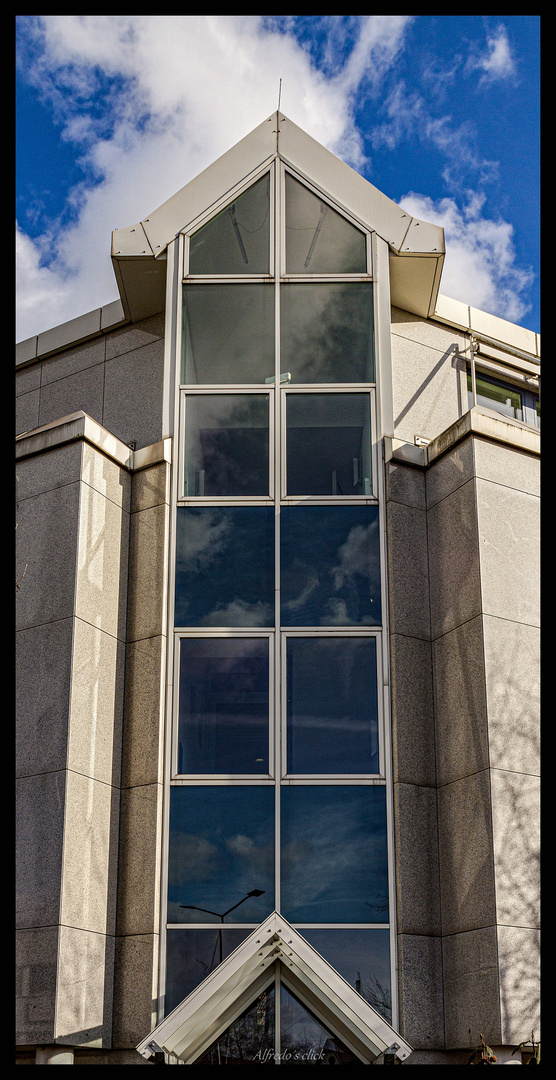  Stadtwerks-Spiegelungen