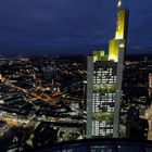 Stadtzentrum Frankfurt im letzten Licht vom Maintower (VII)
