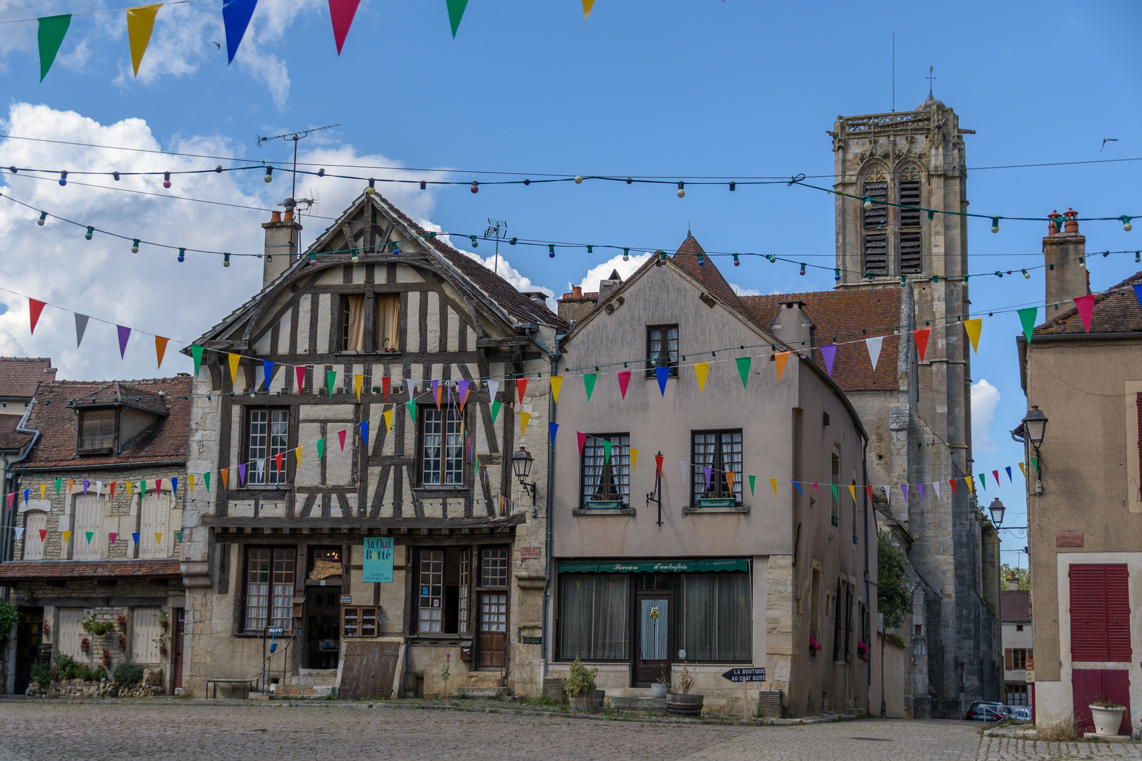 Städtchen Noyers im Burgund