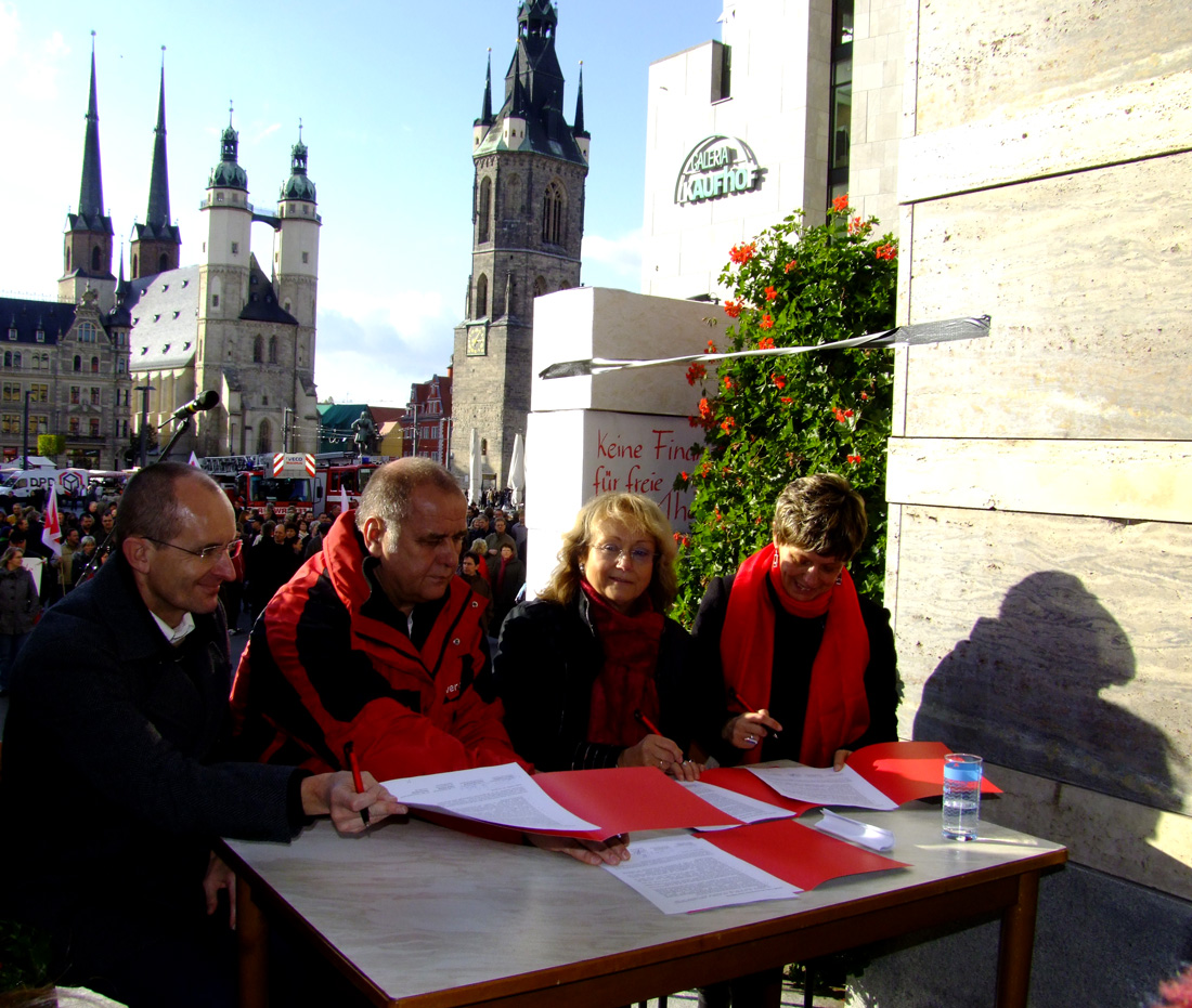 Städte in Not - Halle - Resolutionsunterzeichnung