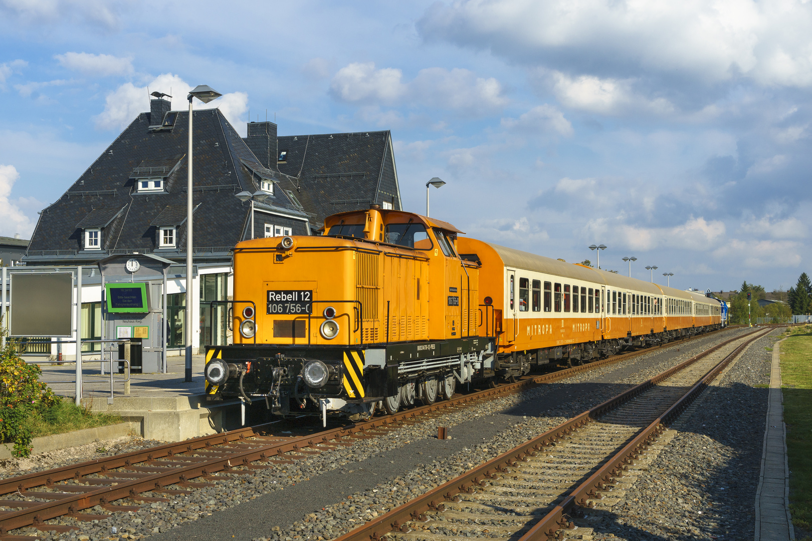 Städteexpress in Neuhaus am Rennweg