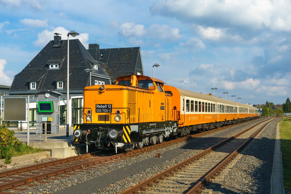 Städteexpress in Neuhaus am Rennweg