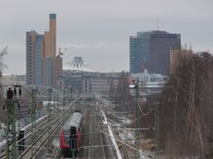 stählerne Spuren im Nebel