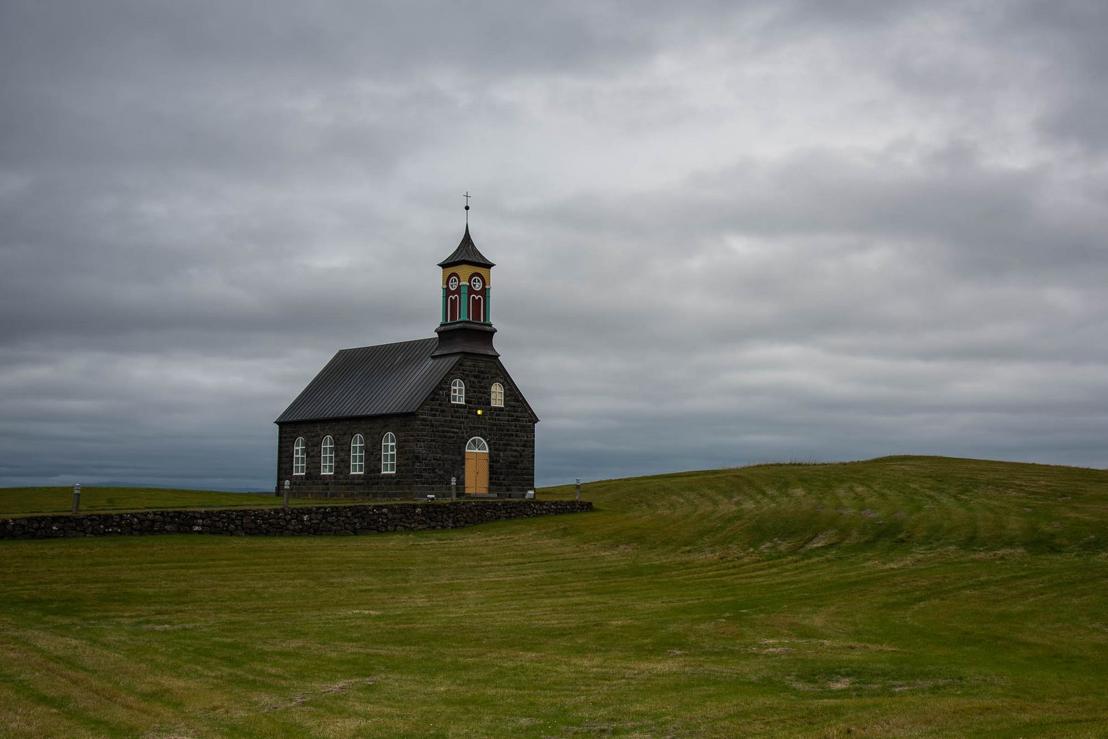 stafnes hvalsneskirkja