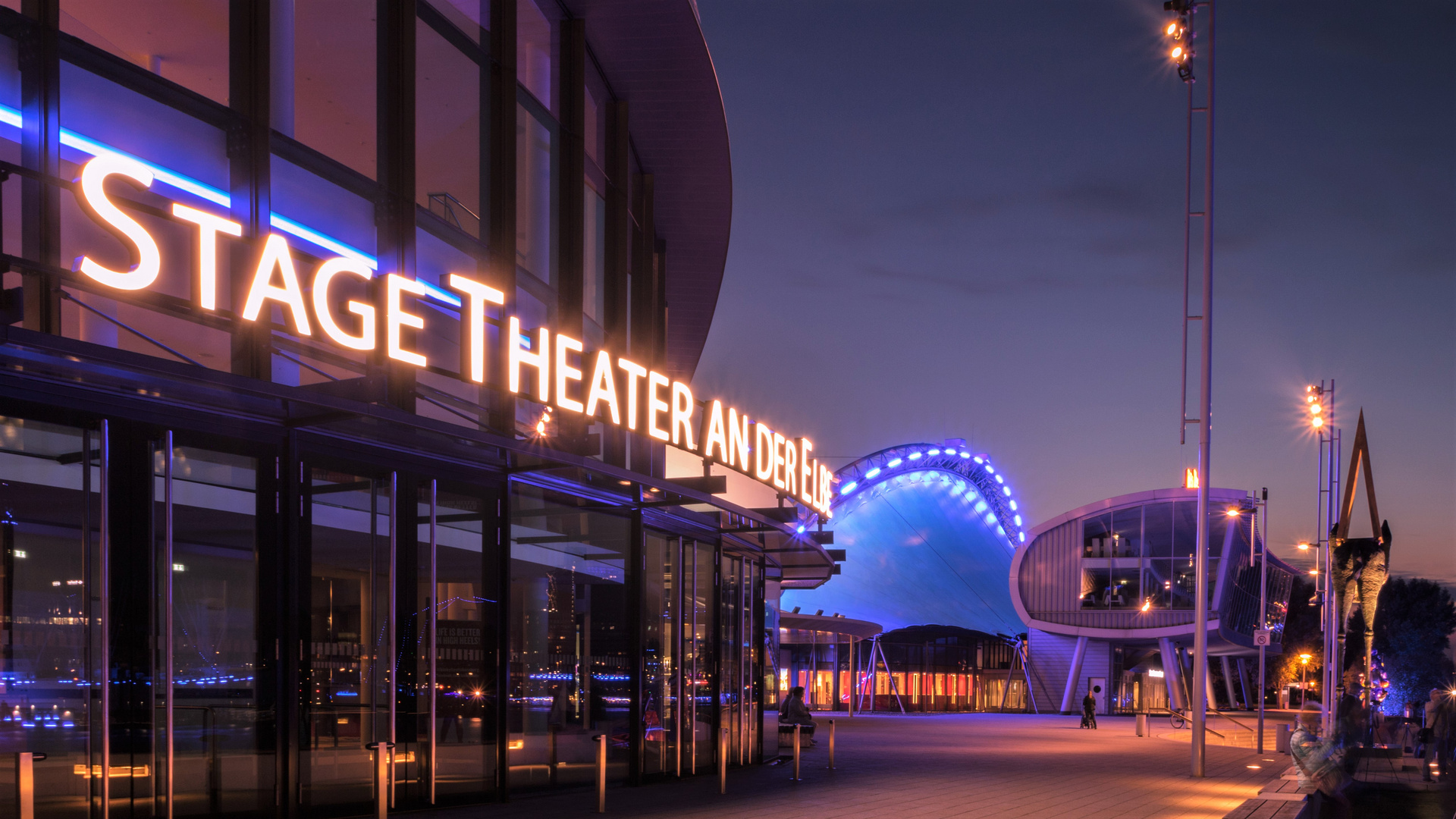 STAGE THEATER AN DER ELBE