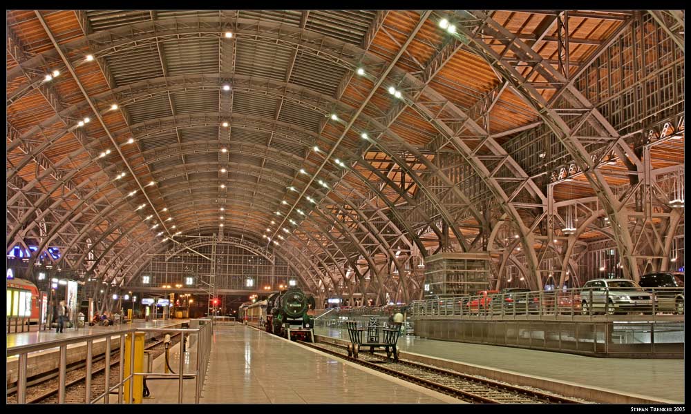 Stahl - Bahnhof Leipzig