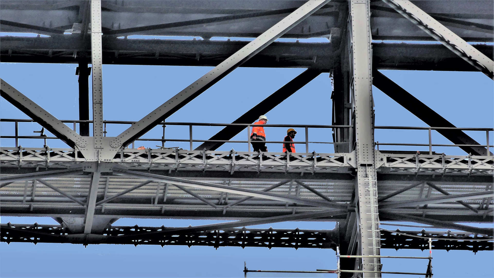 Stahlarbeiter auf der Müngstener Brücke