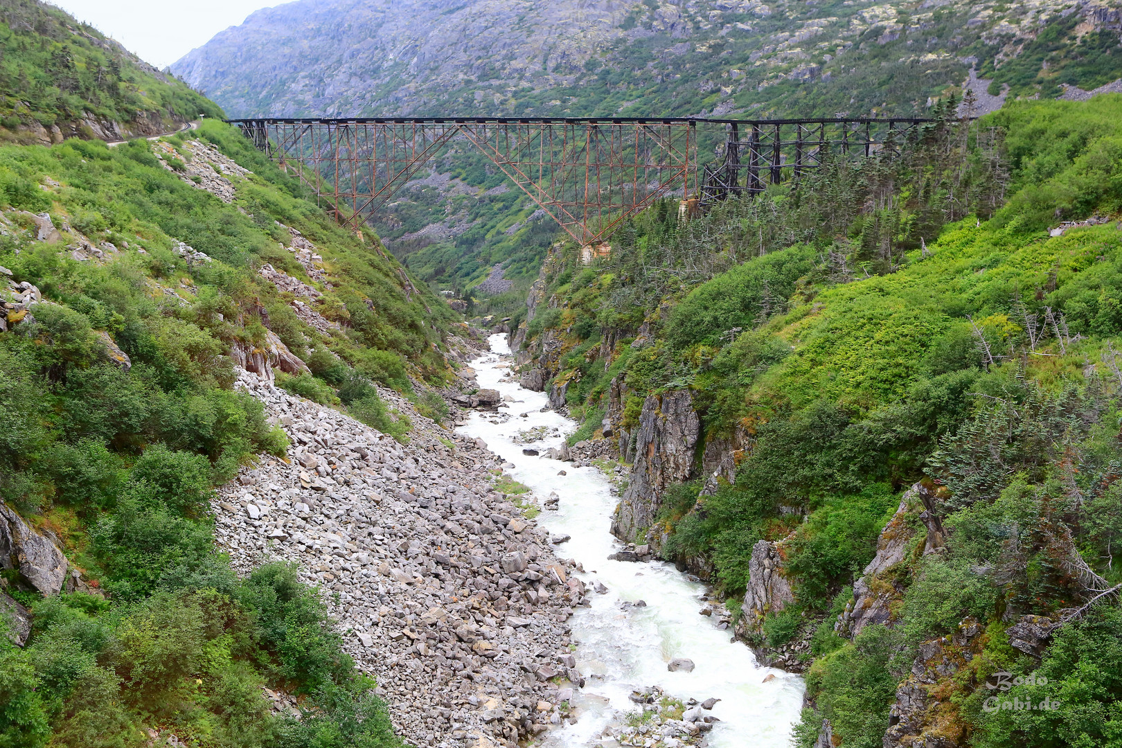 Stahlauslegerbrücke