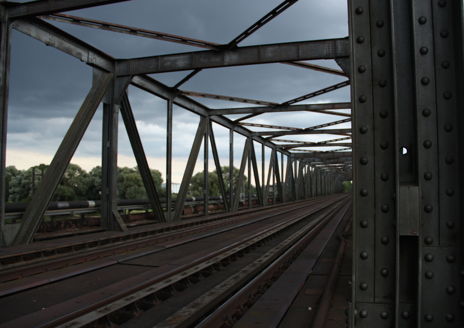 Stahlbrücke - Steelbridge