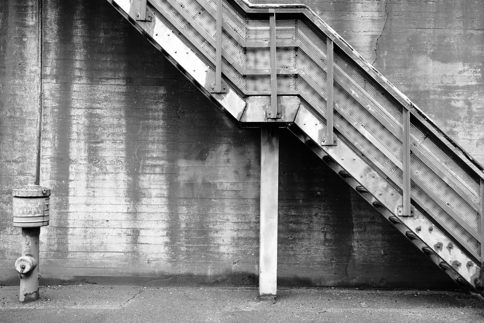 stairs BW