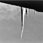 Stalactite sous le pont 