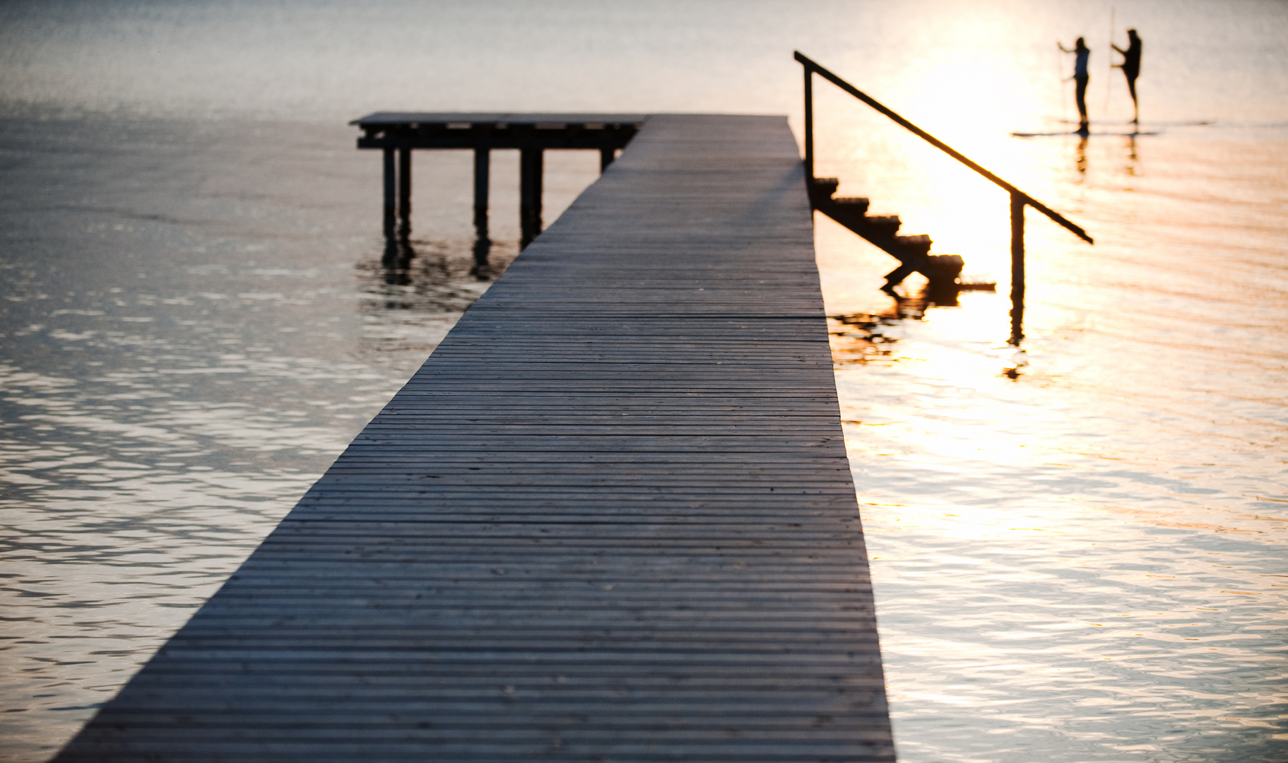 Stand-Up Paddle Romance