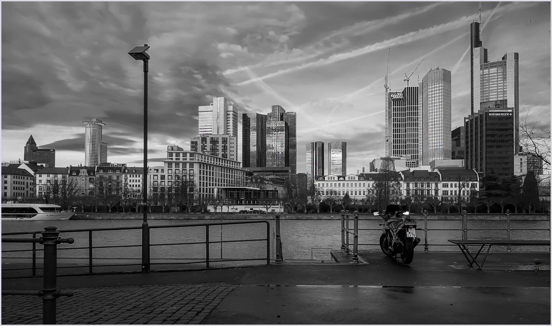 Standard-Himmel über Mainhattan