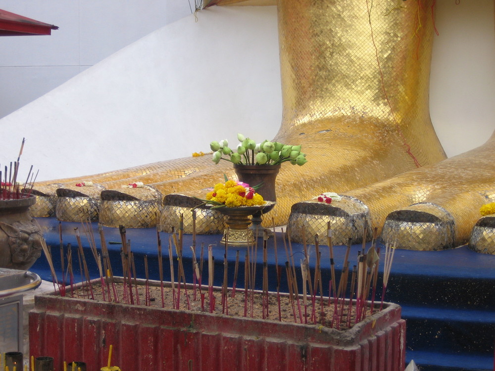 Standing Buddha, Bangkok