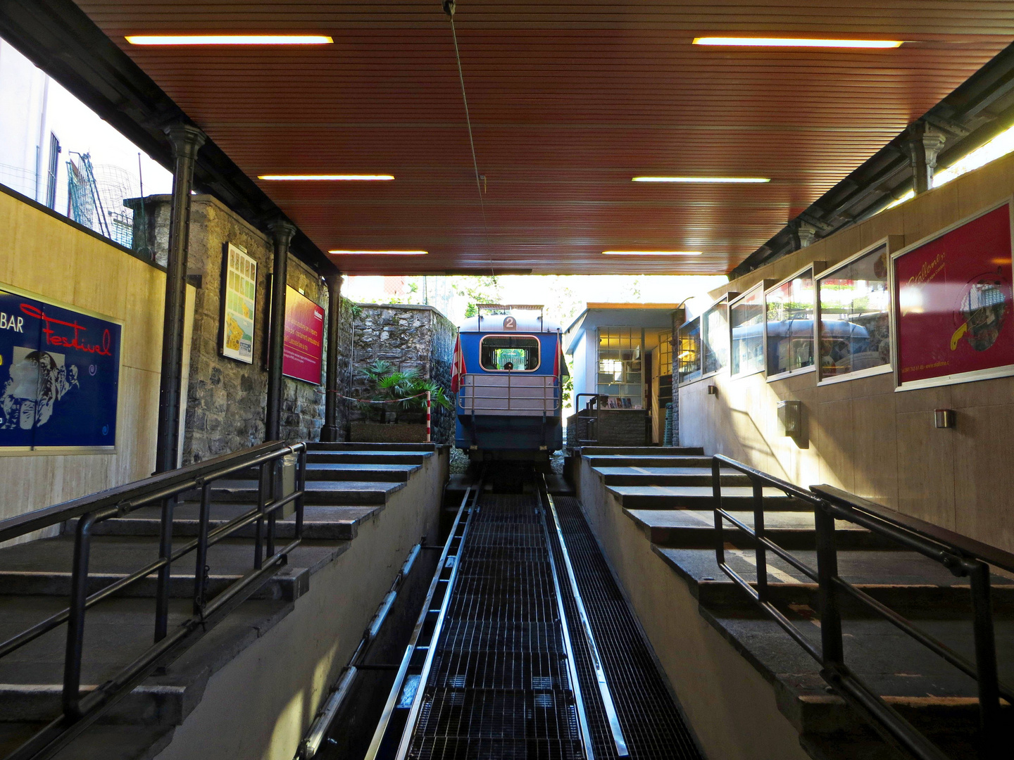 Standseilbahn Locarno-Madonna del Sasso ...