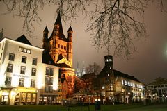 Stapelhaus und Kirche Gross Sankt Martin (24.02.2012) (1)