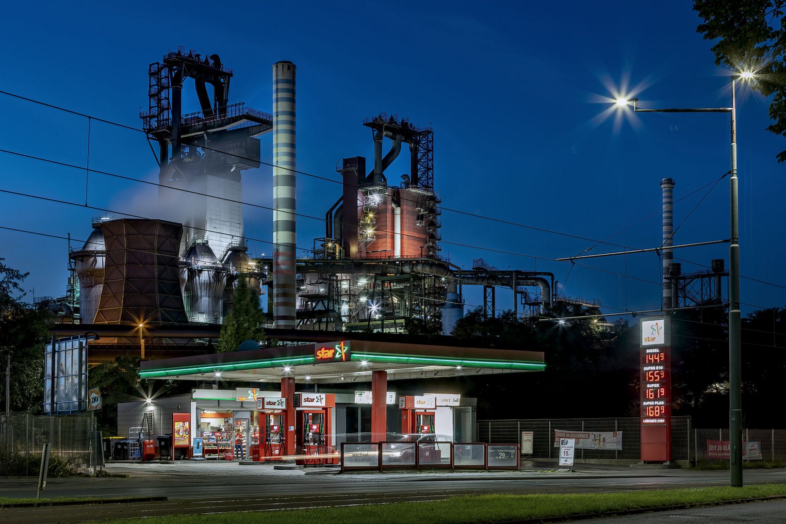 „STAR“-Tanke in Duisburg (NRW) am Stahlwerk