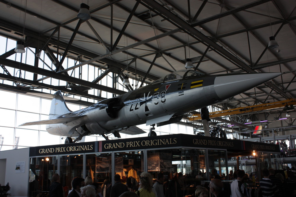 Starfighter F104 im Meilenwerk Böblingen Foto & Bild | luftfahrt ...