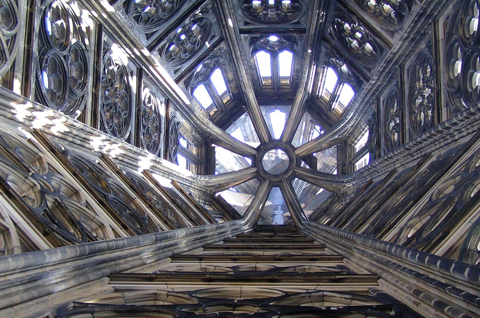 Stargate eine Zeitreise oder einfach Der Kölner Dom