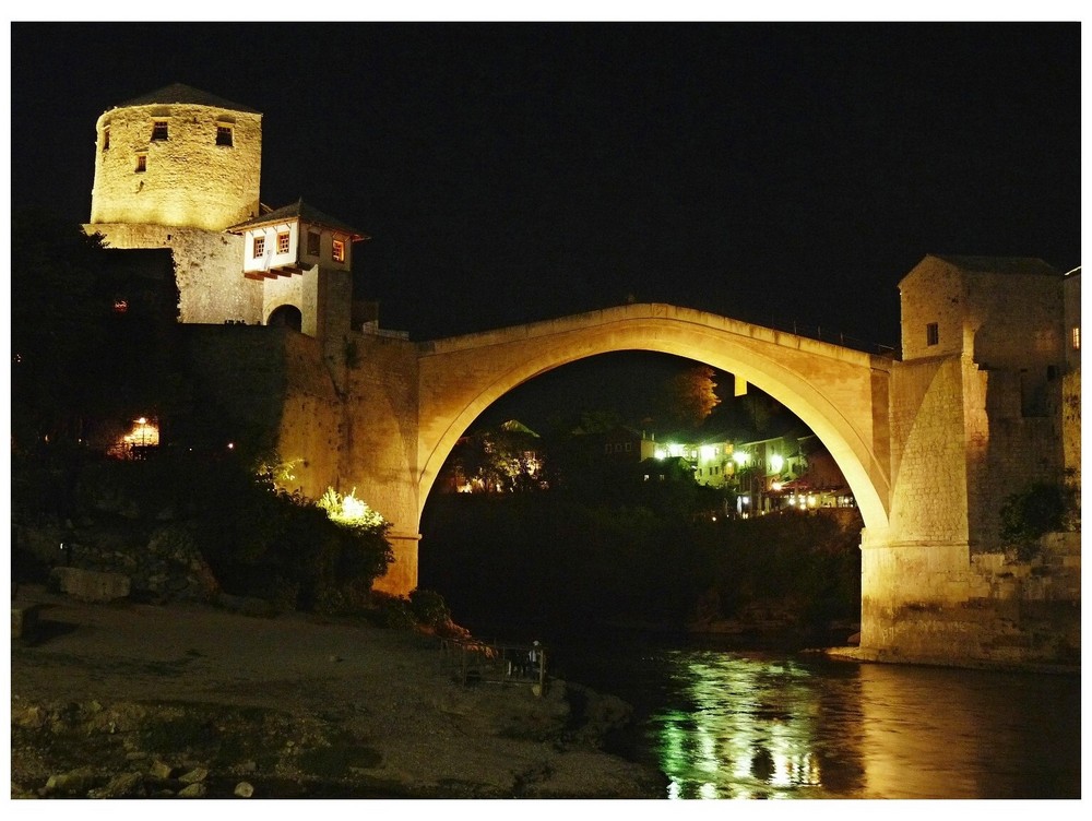 Stari Most.... die alte Brücke, bei Nacht