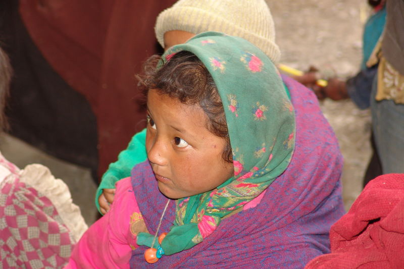 Starke Menschenkinder in Kagbeni, Mustang-Nepal