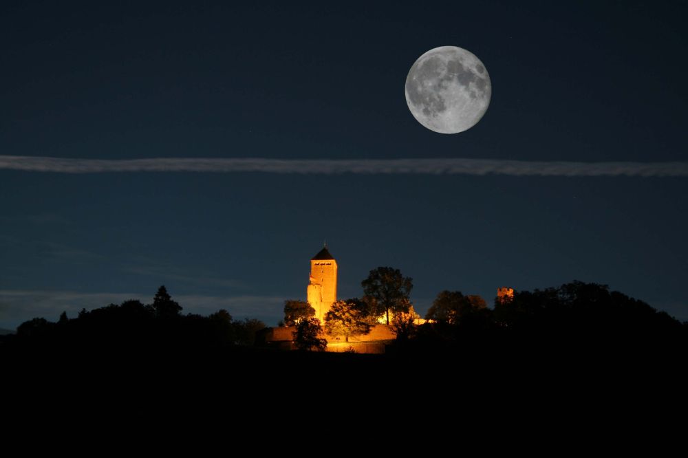 Starkenburg bei Nacht