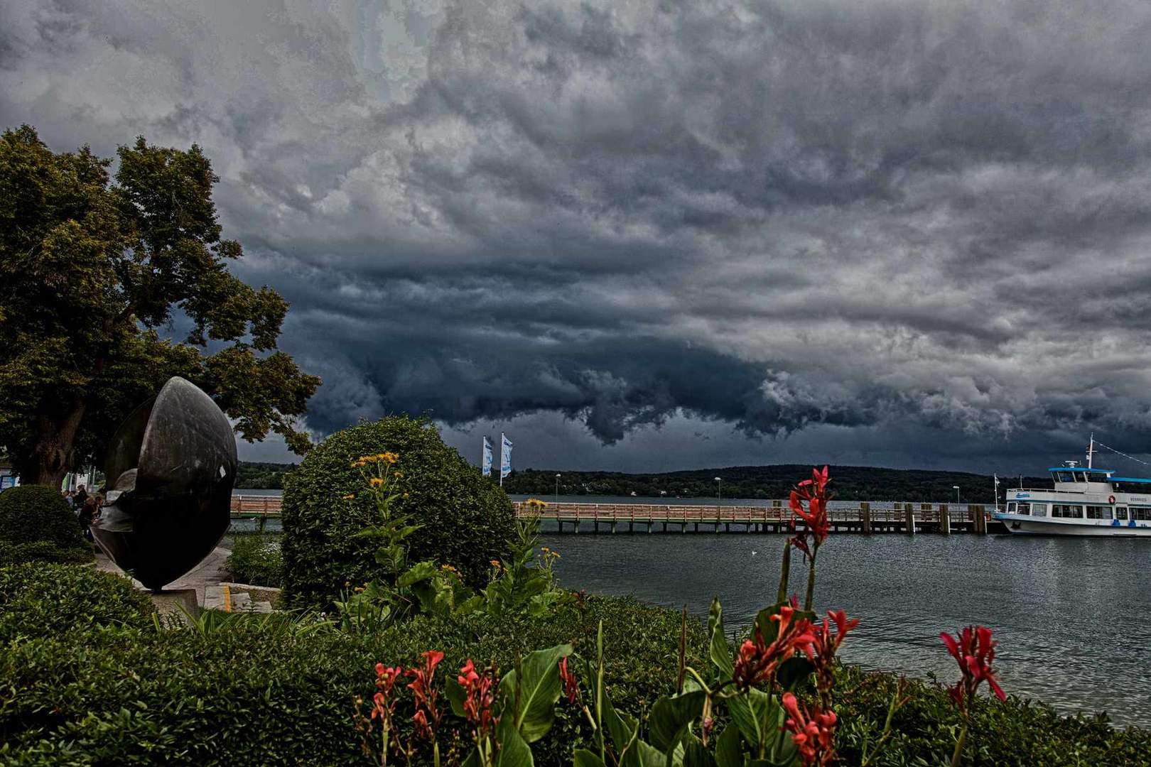 Starnberger See kurz vor einen Unwetter