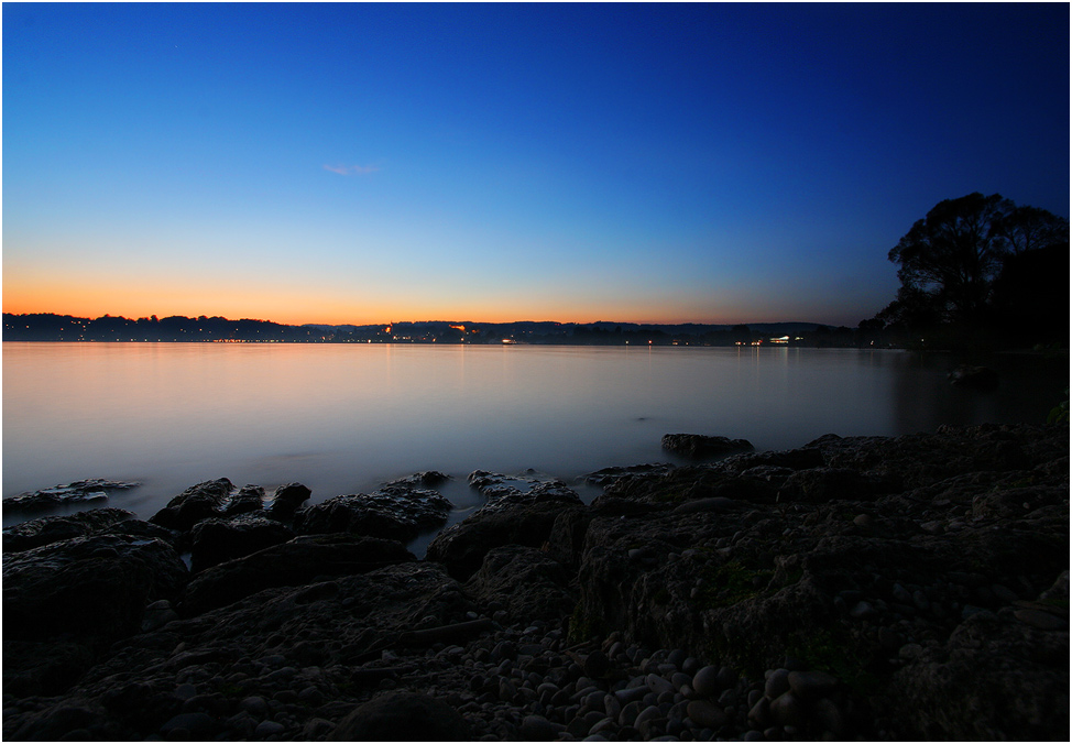 Starnberger See zur blauen Stunde