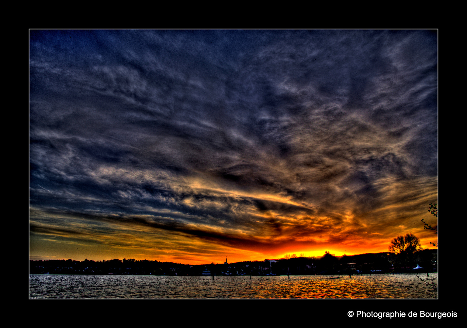 Starnberger See zur Dämmerung