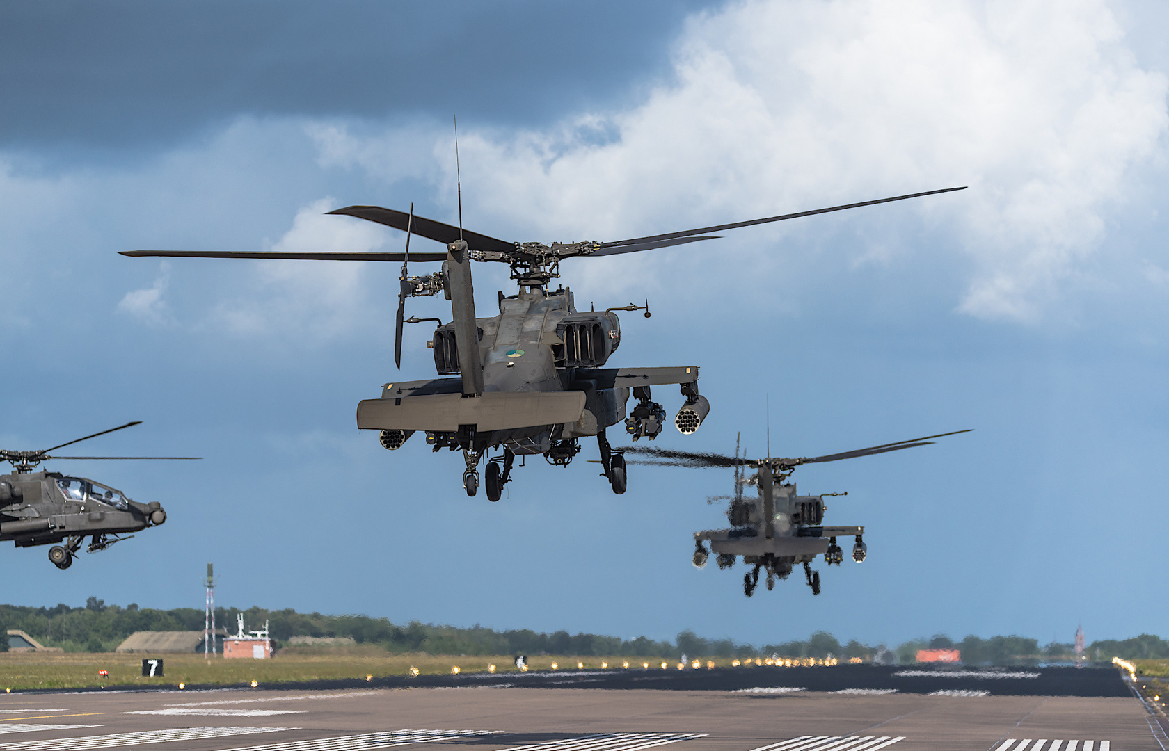 Start Boing AH - 64 Apache