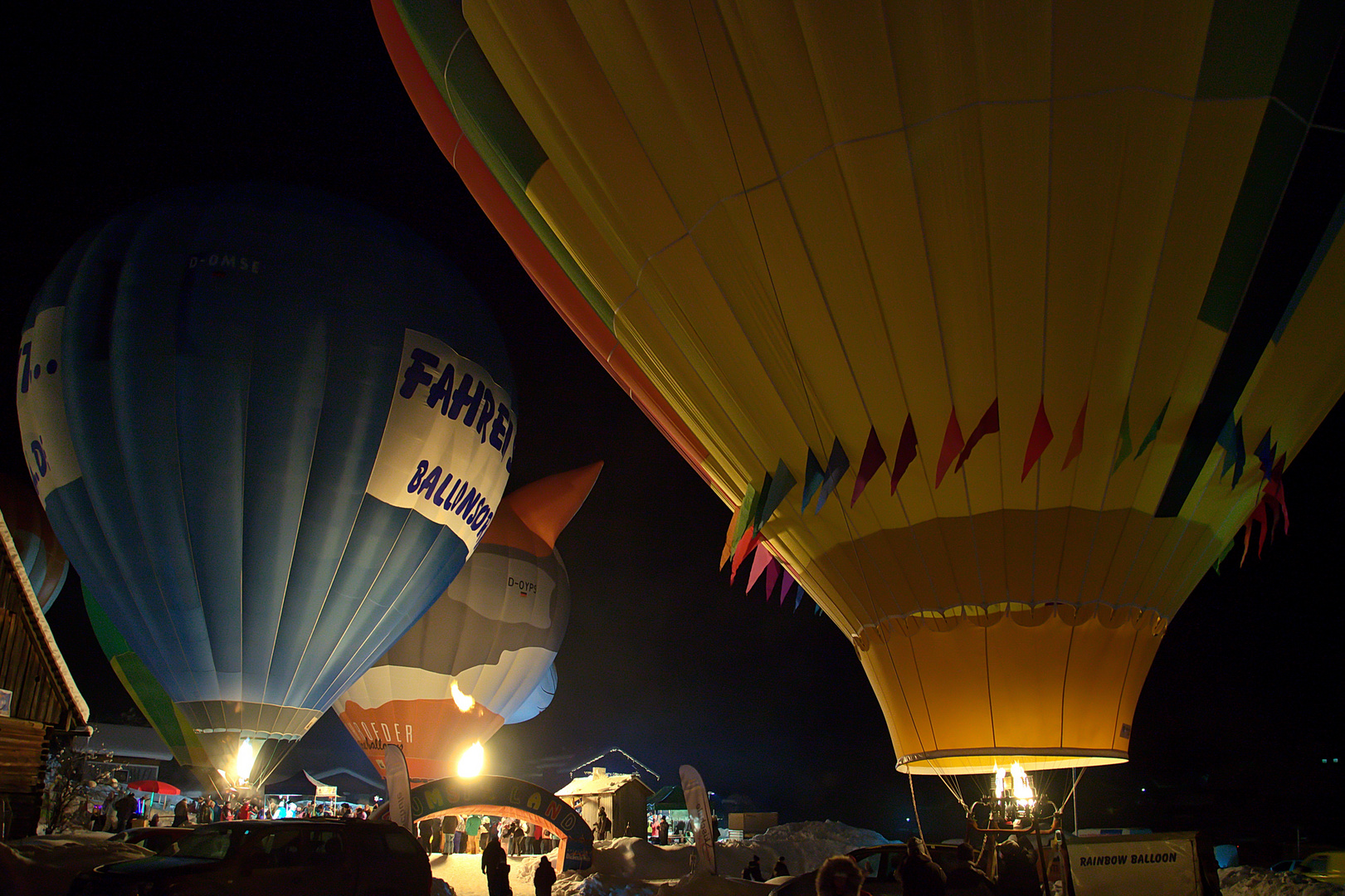 Start der Gosauer Ballonwoche