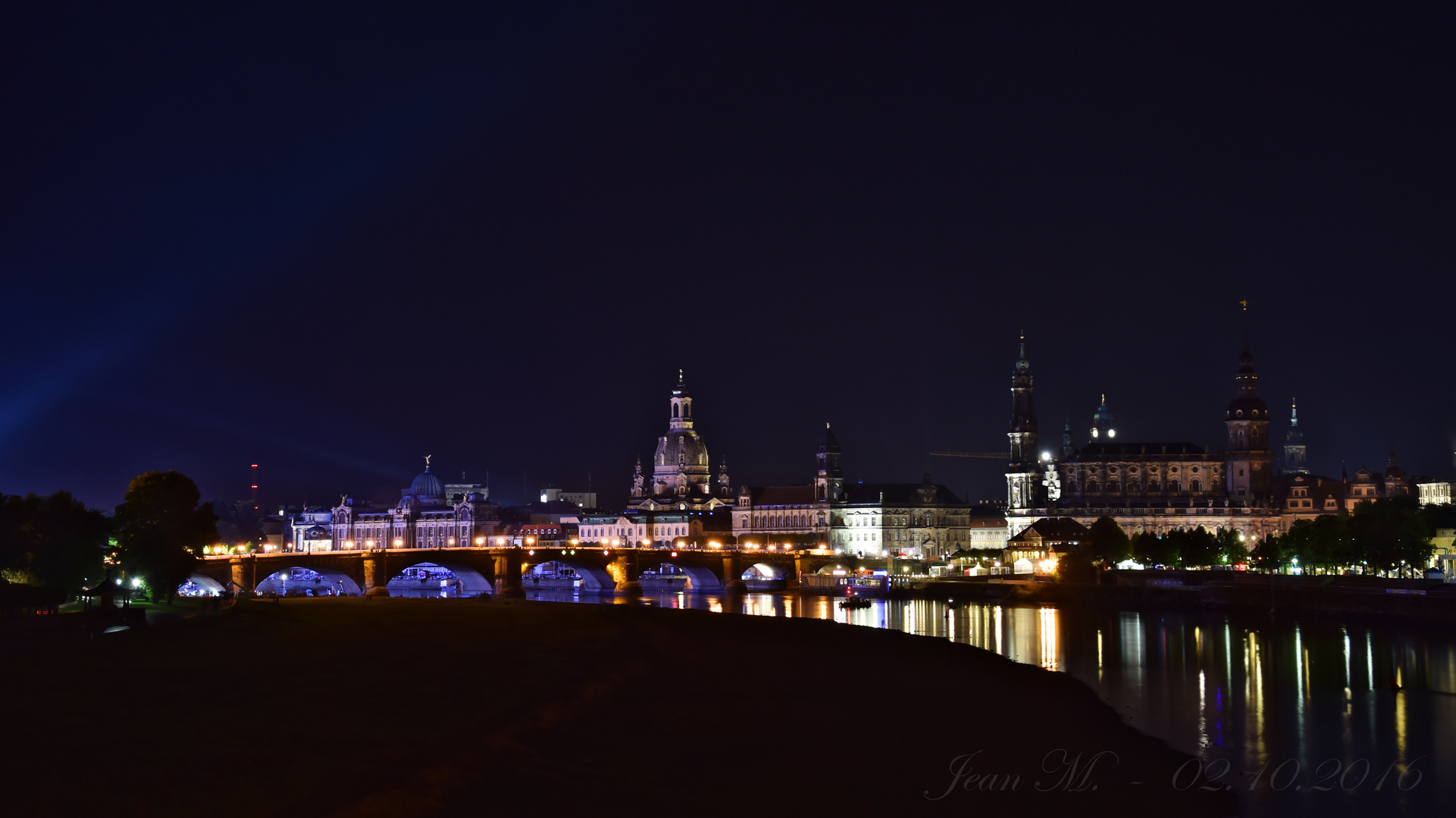 Start der Lichtershow - Dresden