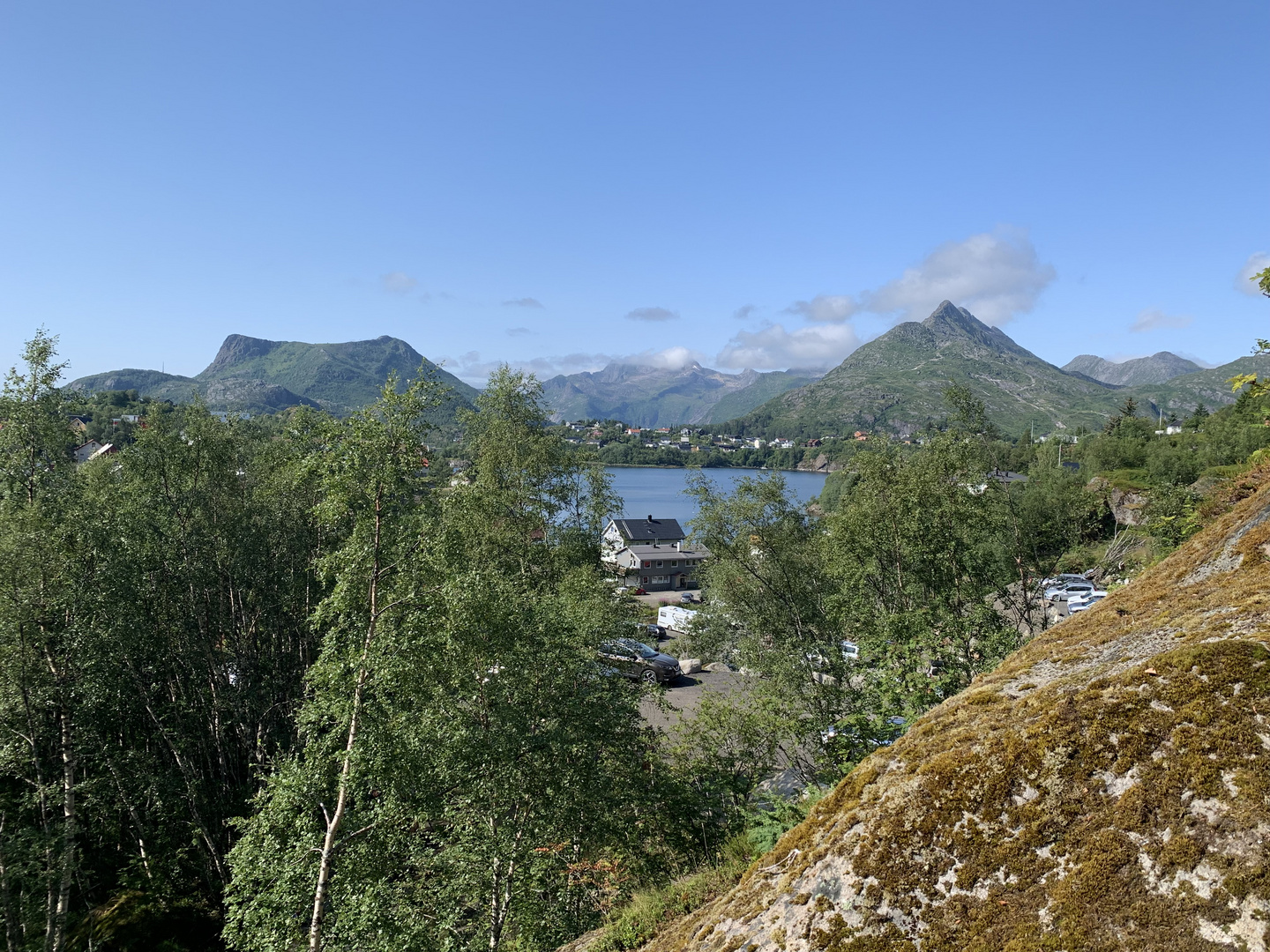 Start der Wanderung zur Djuvelporten in Svolvaer...