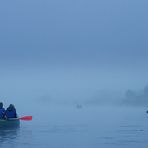 Start in den Nebel... (Im Kanu auf der Weser)