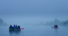 Start in den Nebel... (Im Kanu auf der Weser)