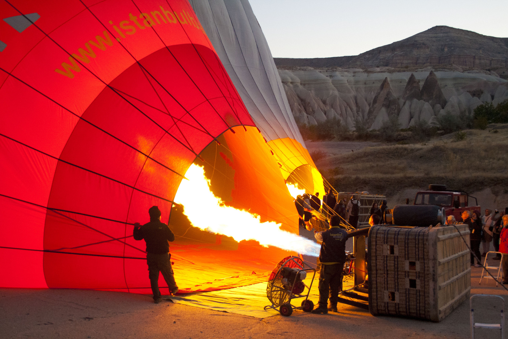 Start zur Ballonfahrt über Kappadokien